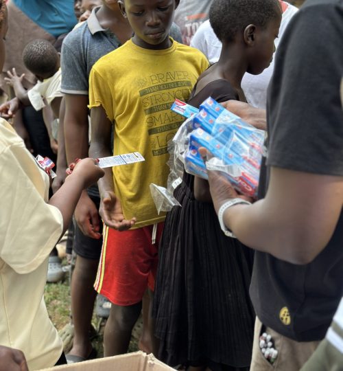 Schoolchildren in Uganda tourism region benefiting from education support